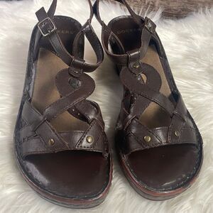 Dockers Leather Brown Strappy Sandals, Size 7M, Brown